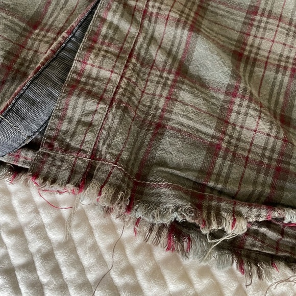 Men's Sleeveless Plaid Button Down Shirt - Gray - Picture 6 of 9